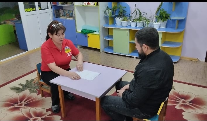 "Бала қауіпсіздігінің мінез-құлық дағдыларын дамыту" тақырыбында тәрбиеші Абдимуталипова З.А. ата-аналарға кеңес берді.